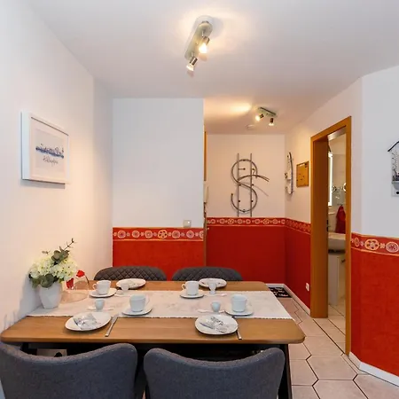 Bruecken-butze Whg 12 Strandburg * Kuehlungsborn